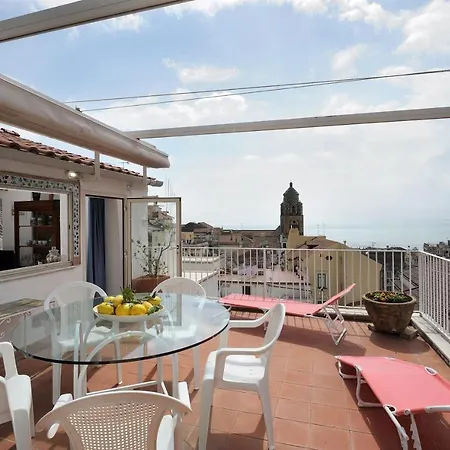 La Perla Holiday home *